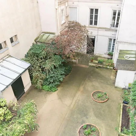 Refurbished T2 Near Place Du Trocadéro * Parigi